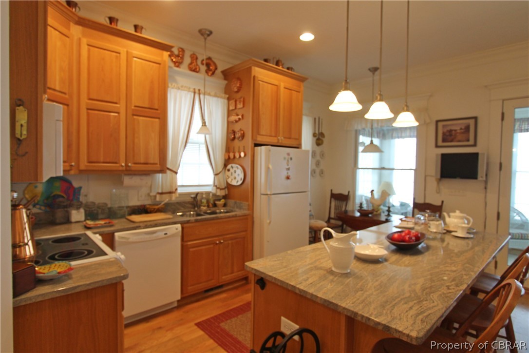 404 High Bank Road, Unit 404 White Stone, VA 22578 - Photo 8 of 35
