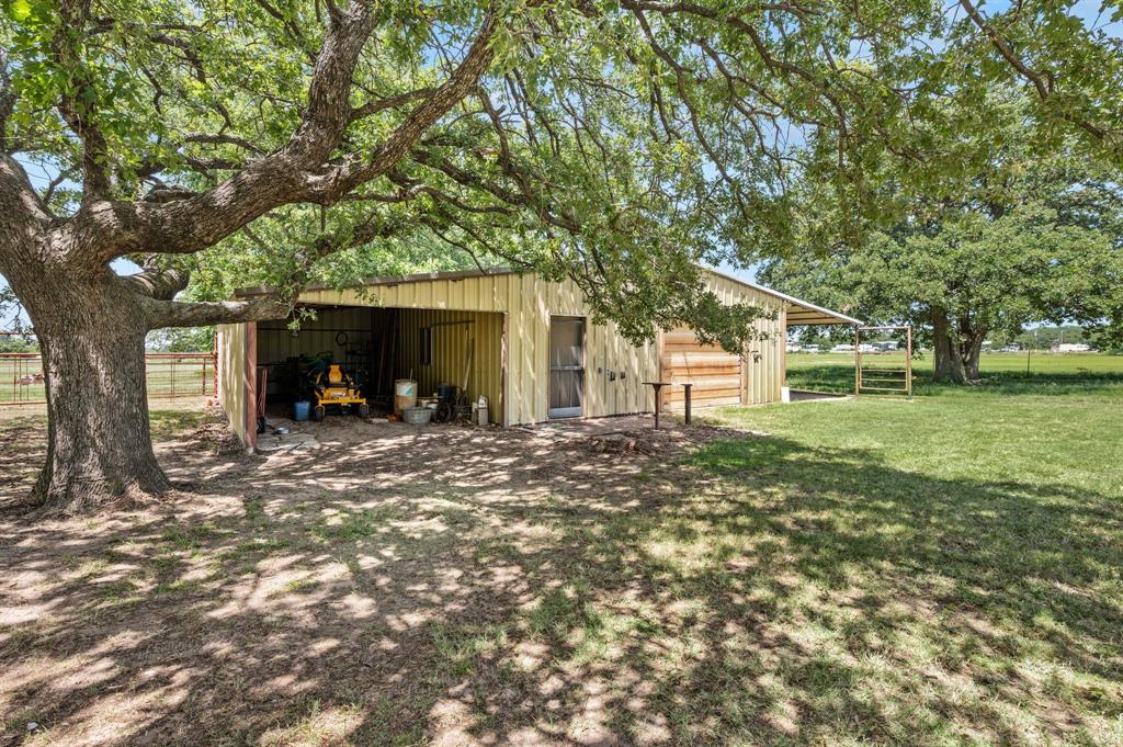 515 New Highland Road Springtown, TX 76082 - Photo 25 of 38