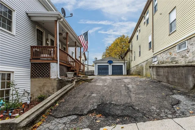 $1,700 | 84 Spring Street, Lincoln, RI 02838