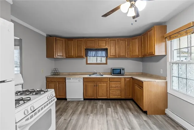 $1,700 | 84 Spring Street, Lincoln, RI 02838