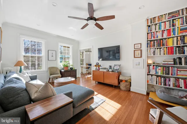 $350,000 | 5402 Connecticut Avenue Northwest, Unit 202, Washington, DC 20015