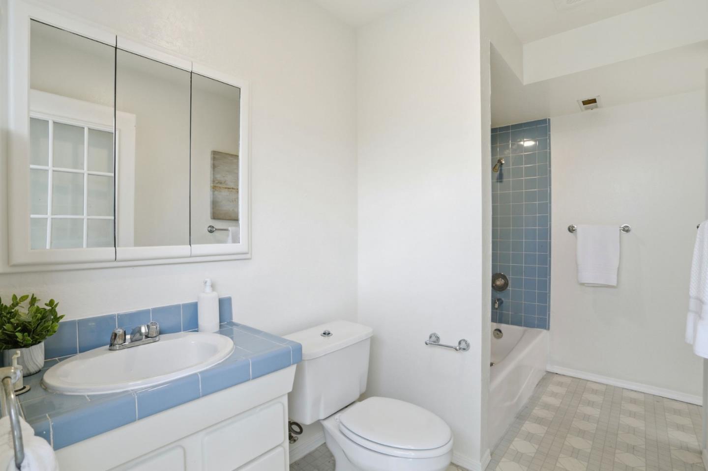 945 Andover Way Los Altos, CA 94024 - Photo 35 of 45