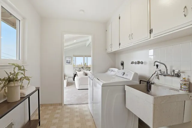 $4,188,888 | 945 Andover Way, Los Altos, CA 94024