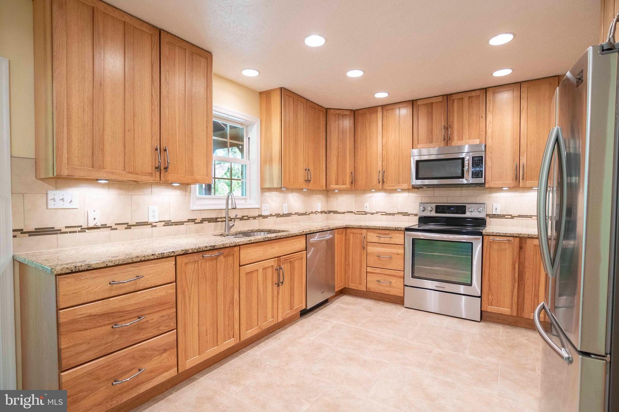 920 Doom Peak Road Linden, VA 22642 - Photo 26 of 62 Under cabinet lighting