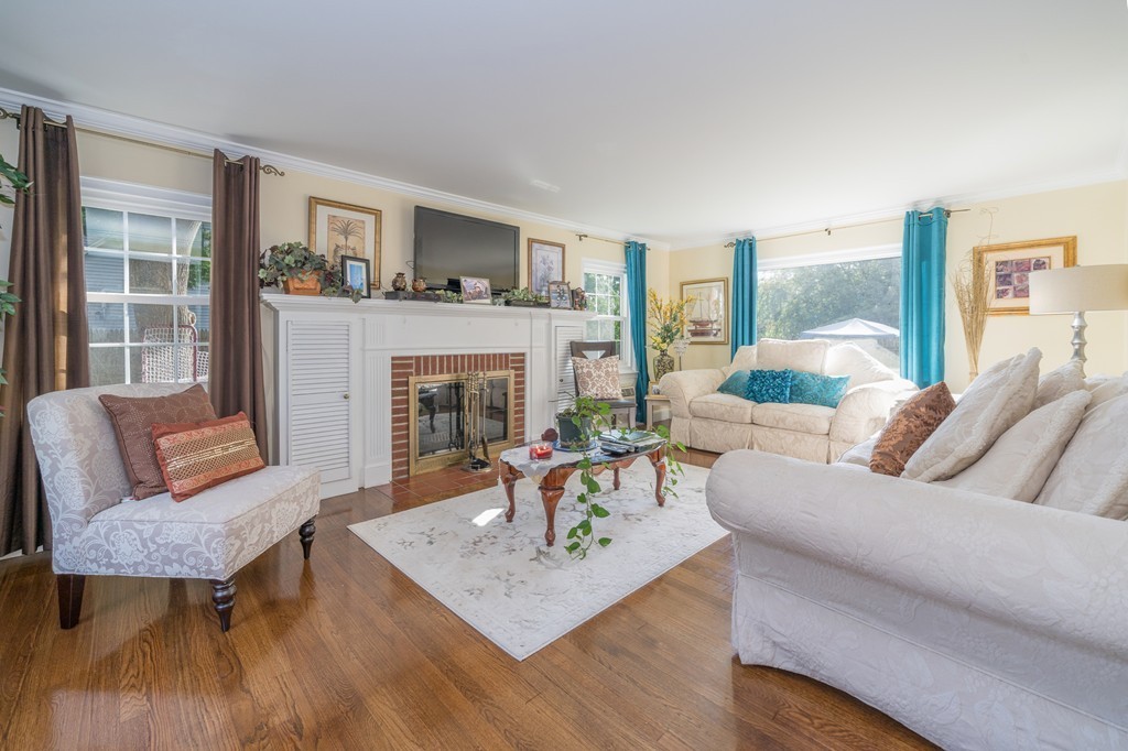 6 Gerald Road Stoneham, MA 02180 - Photo 13 of 30 Gallery Image 13