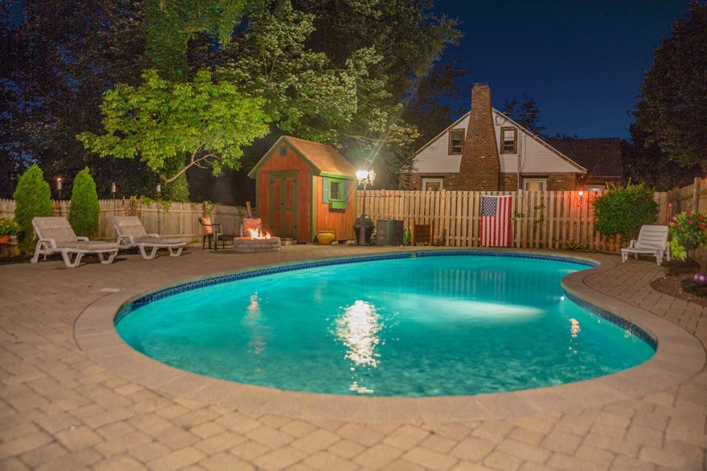 6 Gerald Road Stoneham, MA 02180 - Photo 21 of 30 Gallery Image 21