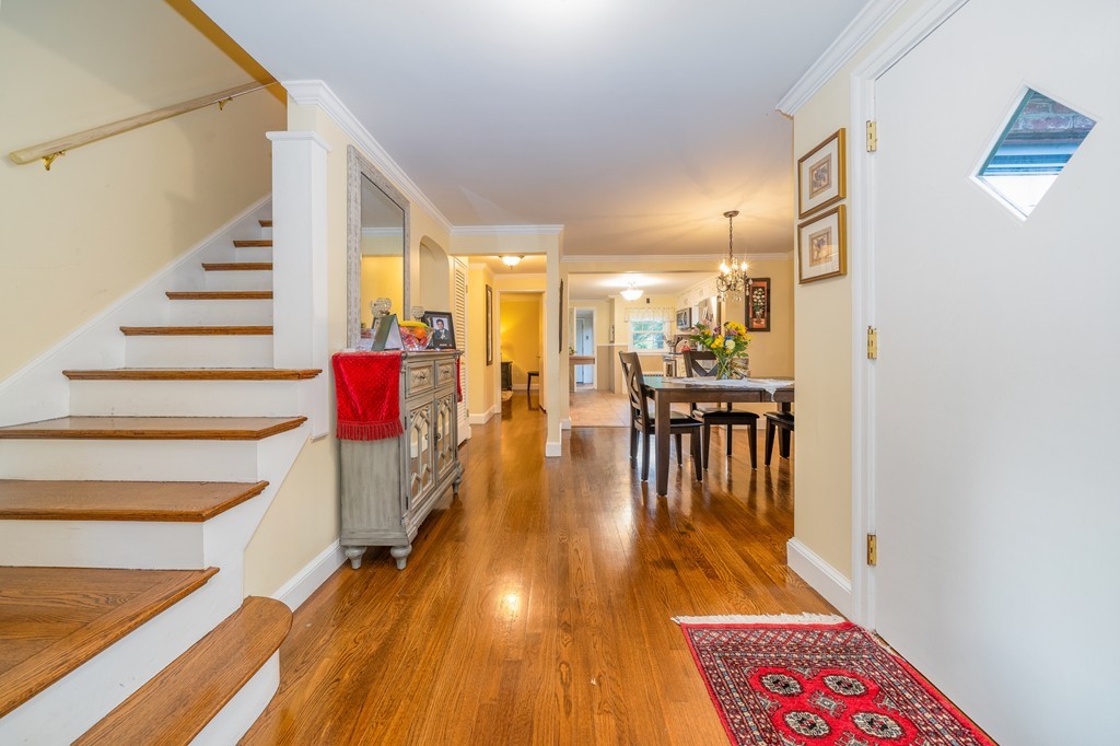 6 Gerald Road Stoneham, MA 02180 - Photo 5 of 30 Gallery Image 5