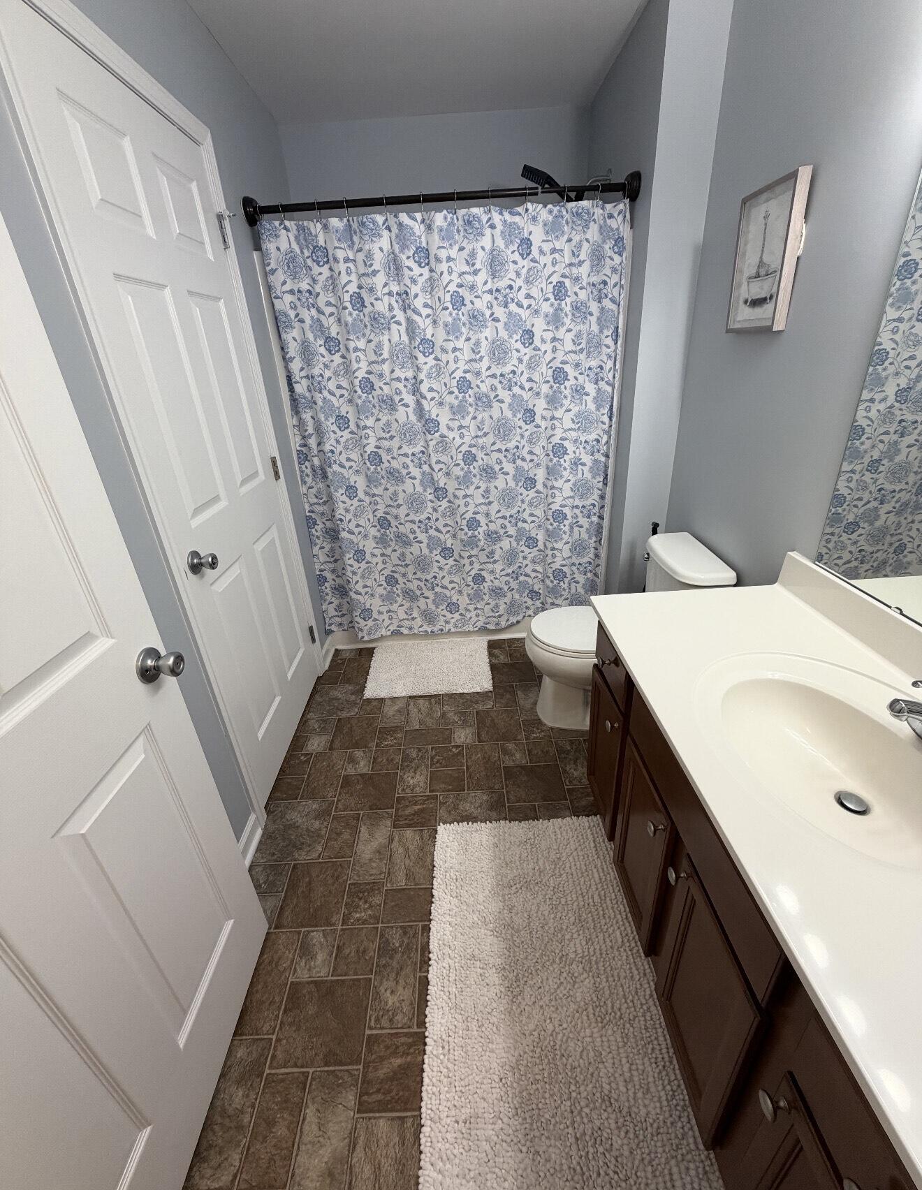 631 Nantucket Drive Lansing, MI 48906 - Photo 25 of 38 Primary attached bath 2