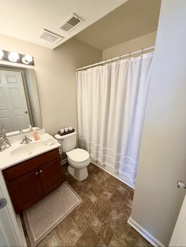 $215,000 | 631 Nantucket Drive, Lansing, MI 48906