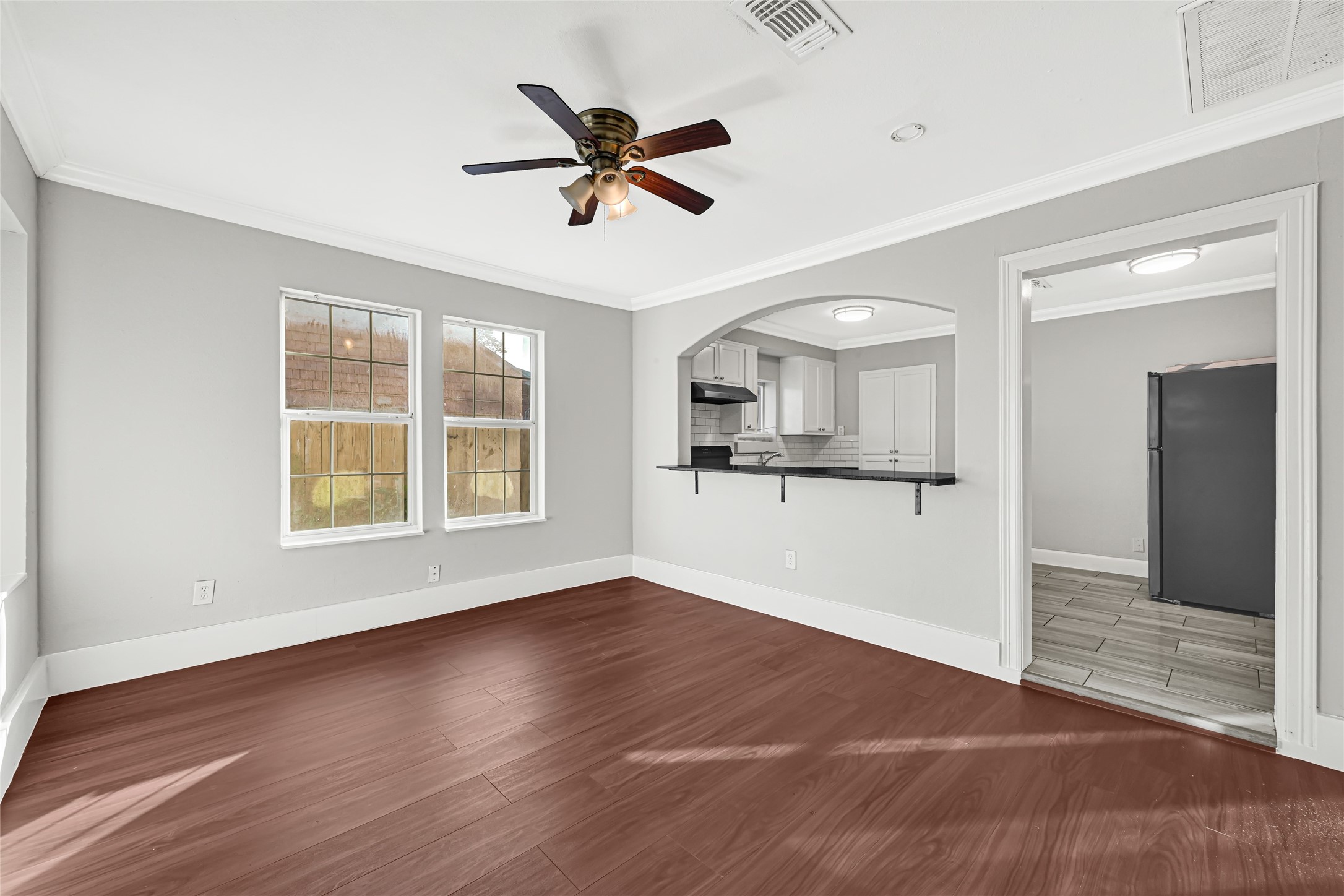 2331 Delafield Street, Unit A Houston, TX 77023 - Photo 6 of 15
