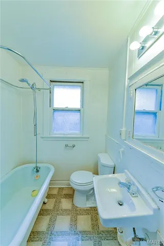 $595,000 | 2049 Blendon Place, St. Louis, MO 63143