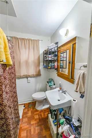 $595,000 | 2049 Blendon Place, St. Louis, MO 63143