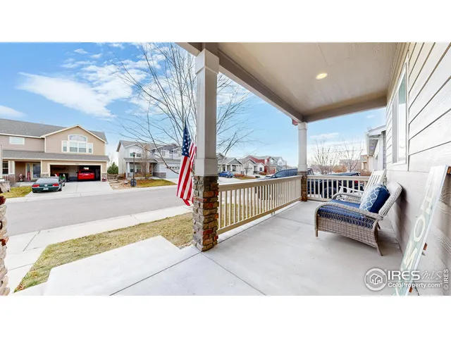 a outdoor living space with furniture and view of city