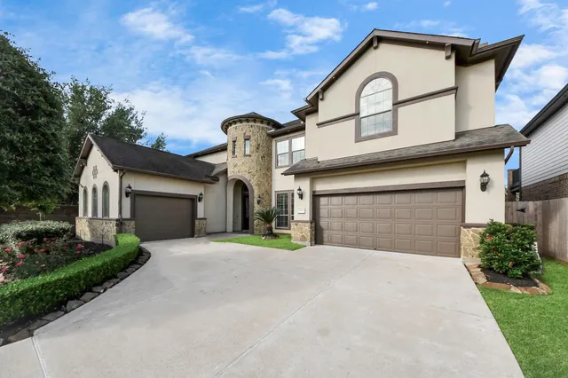$1,099,900 | 4814 Burclare Court, Sugar Land, TX 77479