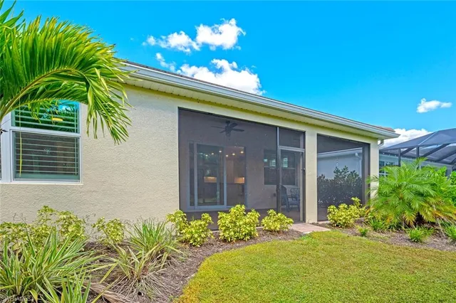 $3,175 | 388 Grace Bay Lane, Naples, FL 34114
