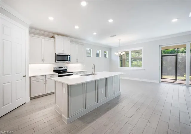 $3,175 | 388 Grace Bay Lane, Naples, FL 34114