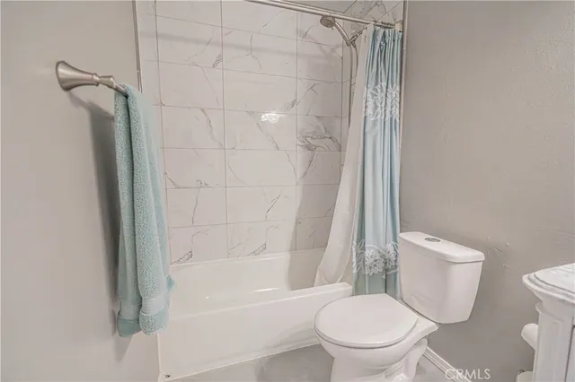 $790,000 | 27738 Hyssop Lane, Saugus, CA 91350