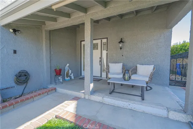 $790,000 | 27738 Hyssop Lane, Saugus, CA 91350