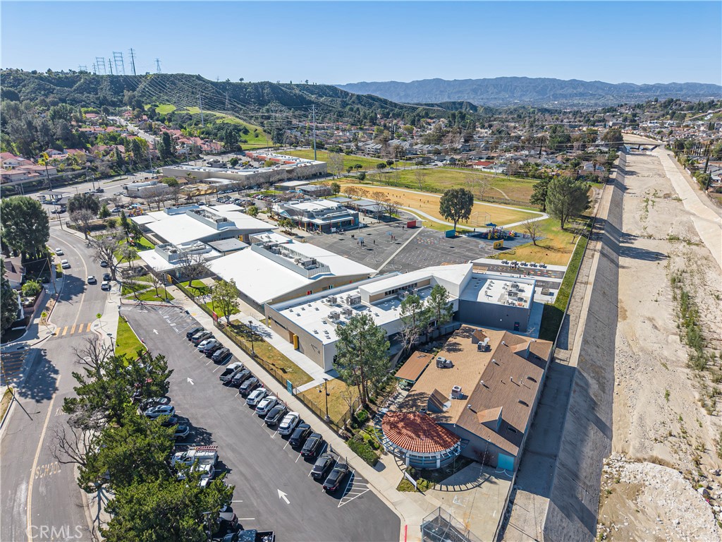 27738 Hyssop Lane Saugus, CA 91350 - Photo 43 of 43 a view of a city with ocean view