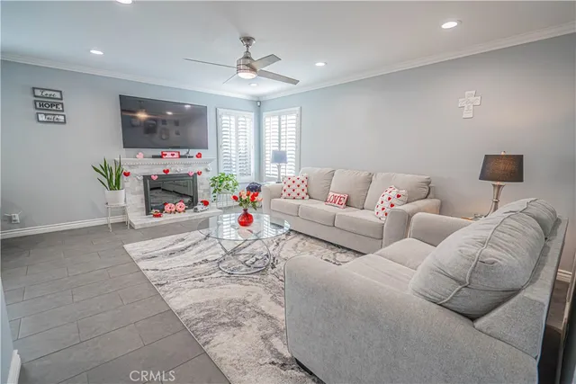 $790,000 | 27738 Hyssop Lane, Saugus, CA 91350