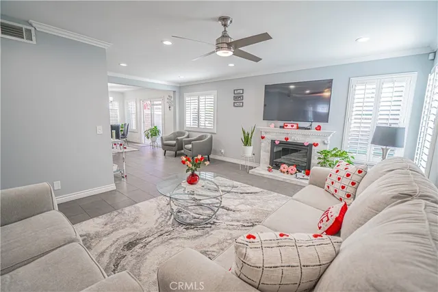 $790,000 | 27738 Hyssop Lane, Saugus, CA 91350