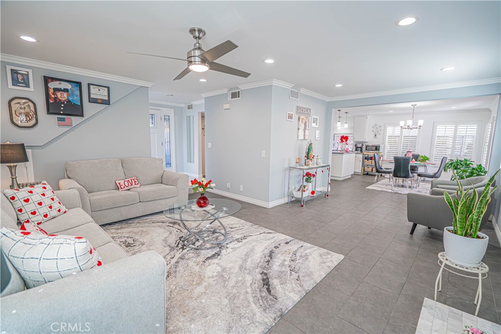 27738 Hyssop Lane Saugus, CA 91350 - Photo 9 of 43