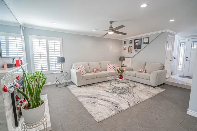 $790,000 | 27738 Hyssop Lane, Saugus, CA 91350