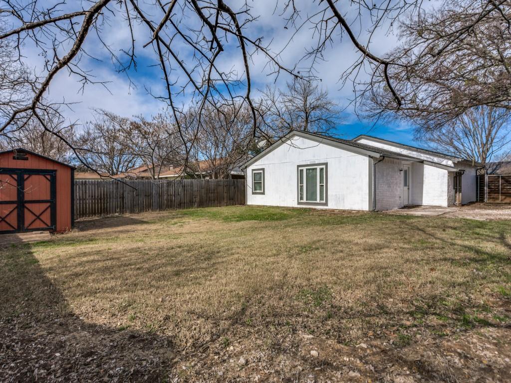 3821 Horizon Place Fort Worth, TX 76133 - Photo 17 of 19 a house with trees in front of it