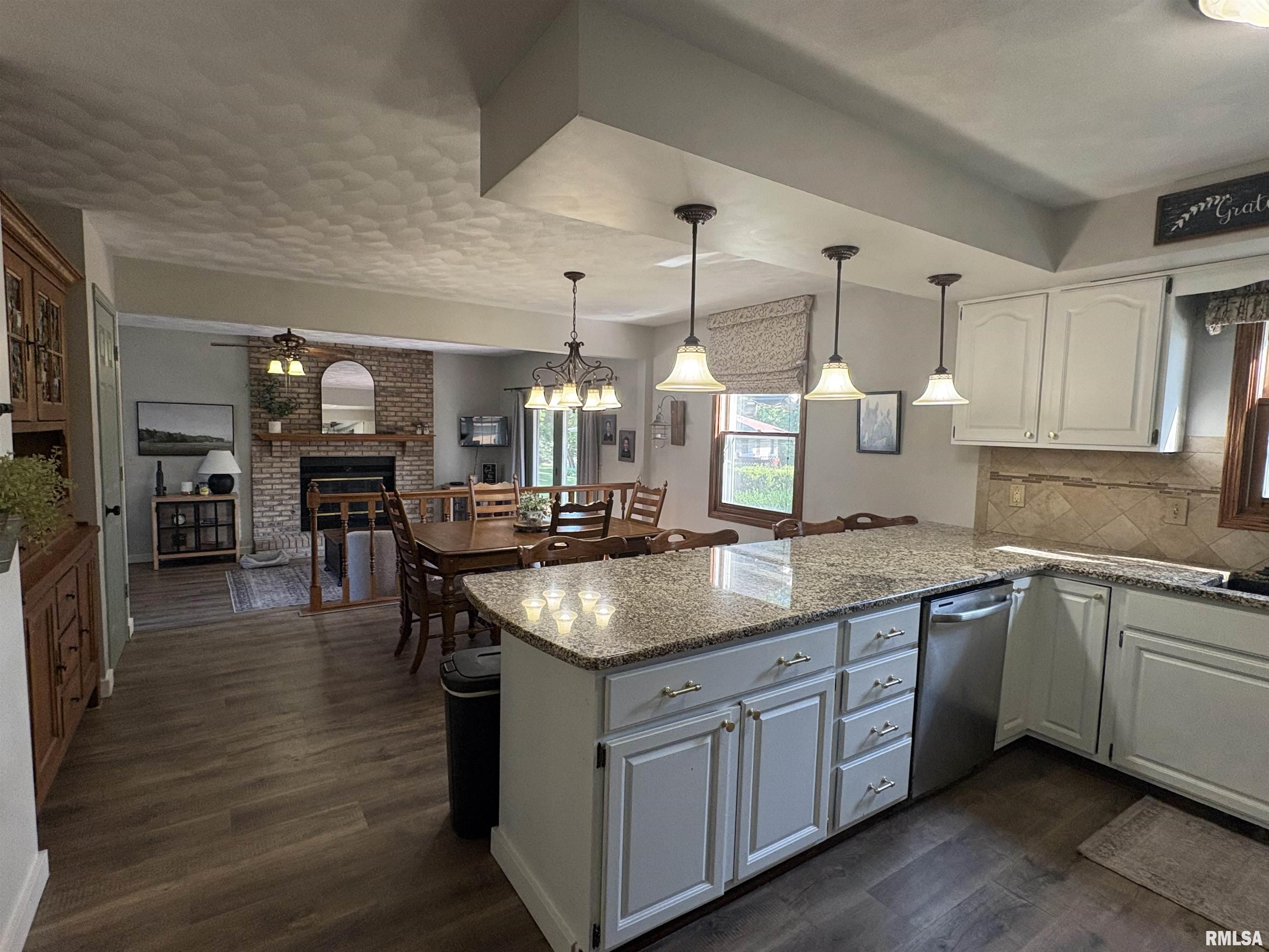 300 North Sunset Drive Manito, IL 61546 - Photo 26 of 72