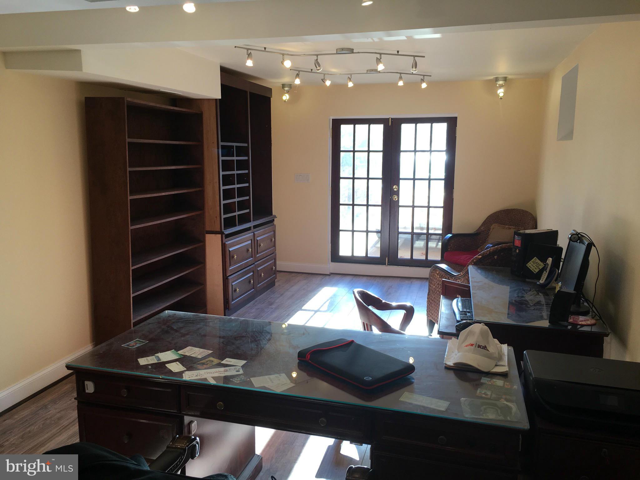 11502 Newport Mill Road Silver Spring, MD 20902 - Photo 14 of 29 Interior (General)