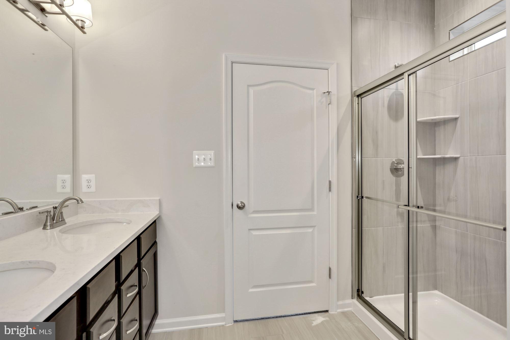 5990 Passend Drive Frederick, MD 21703 - Photo 19 of 33 Master Bathroom