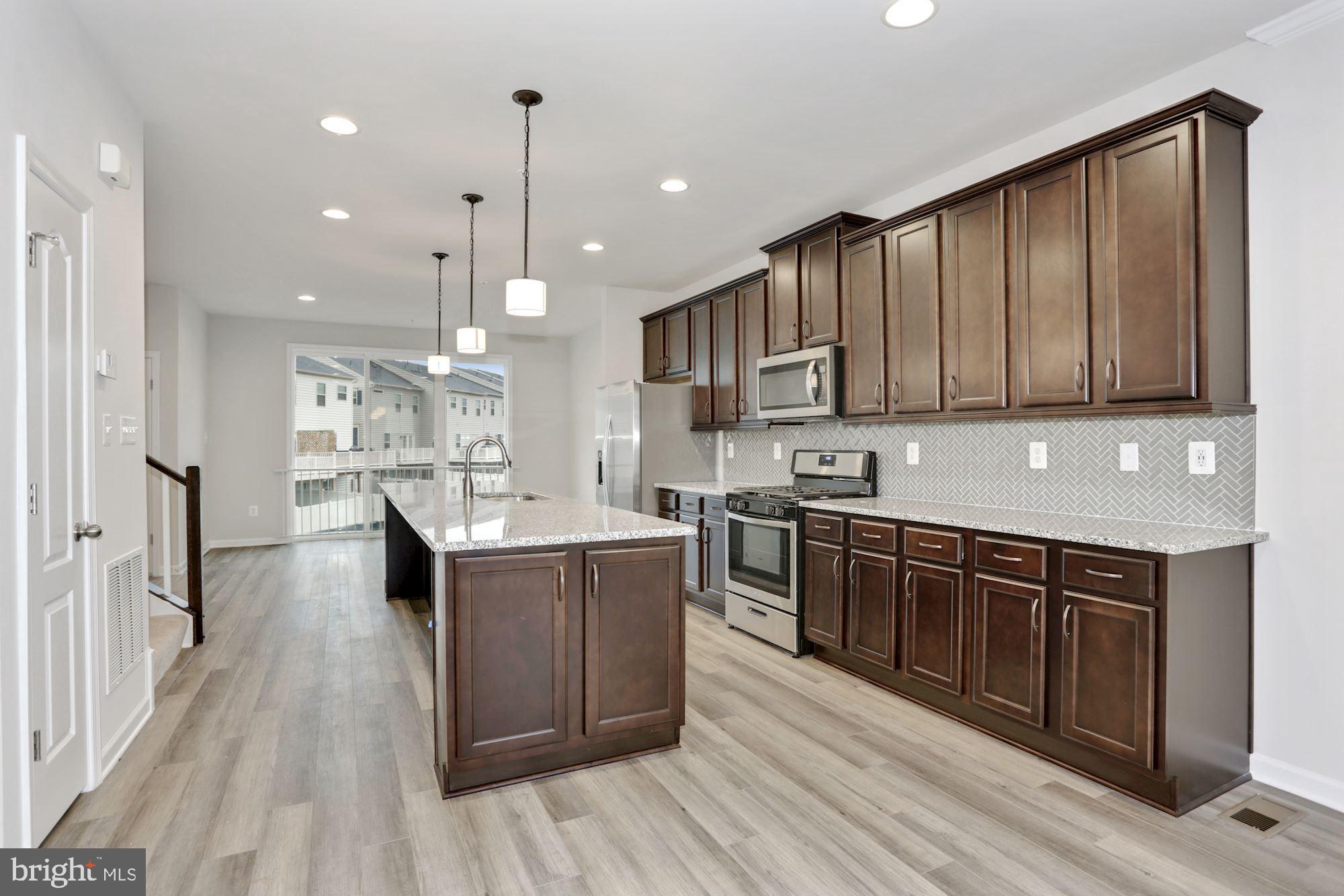 5990 Passend Drive Frederick, MD 21703 - Photo 7 of 33 Kitchen