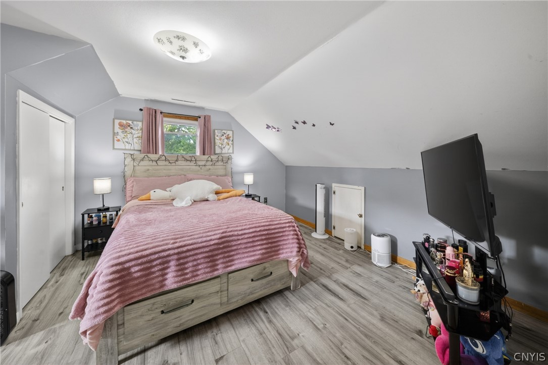148 Winthrop Road Syracuse, NY 13206 - Photo 33 of 45