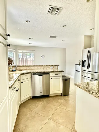 $640,000 | 5342 Park Pl Circle, Boca Raton, FL 33486