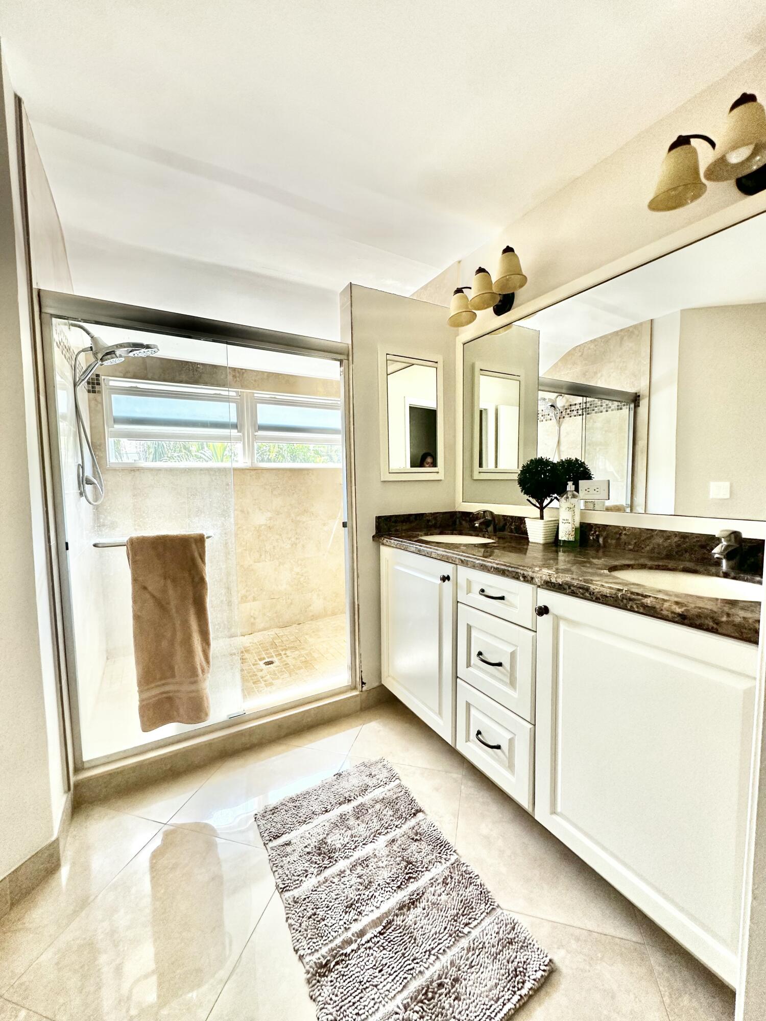 5342 Park Pl Circle Boca Raton, FL 33486 - Photo 34 of 44 MasterBathroom2