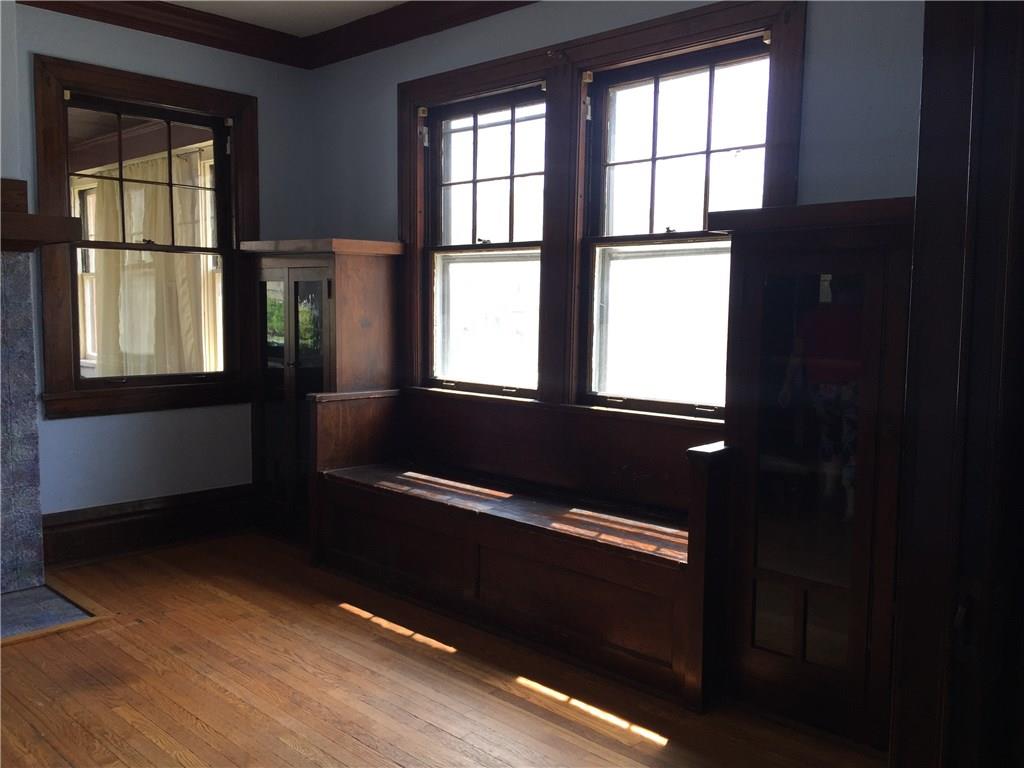 402 Vermont Avenue Rochester, PA 15074 - Photo 8 of 24 Dining room built in's with bench seating!