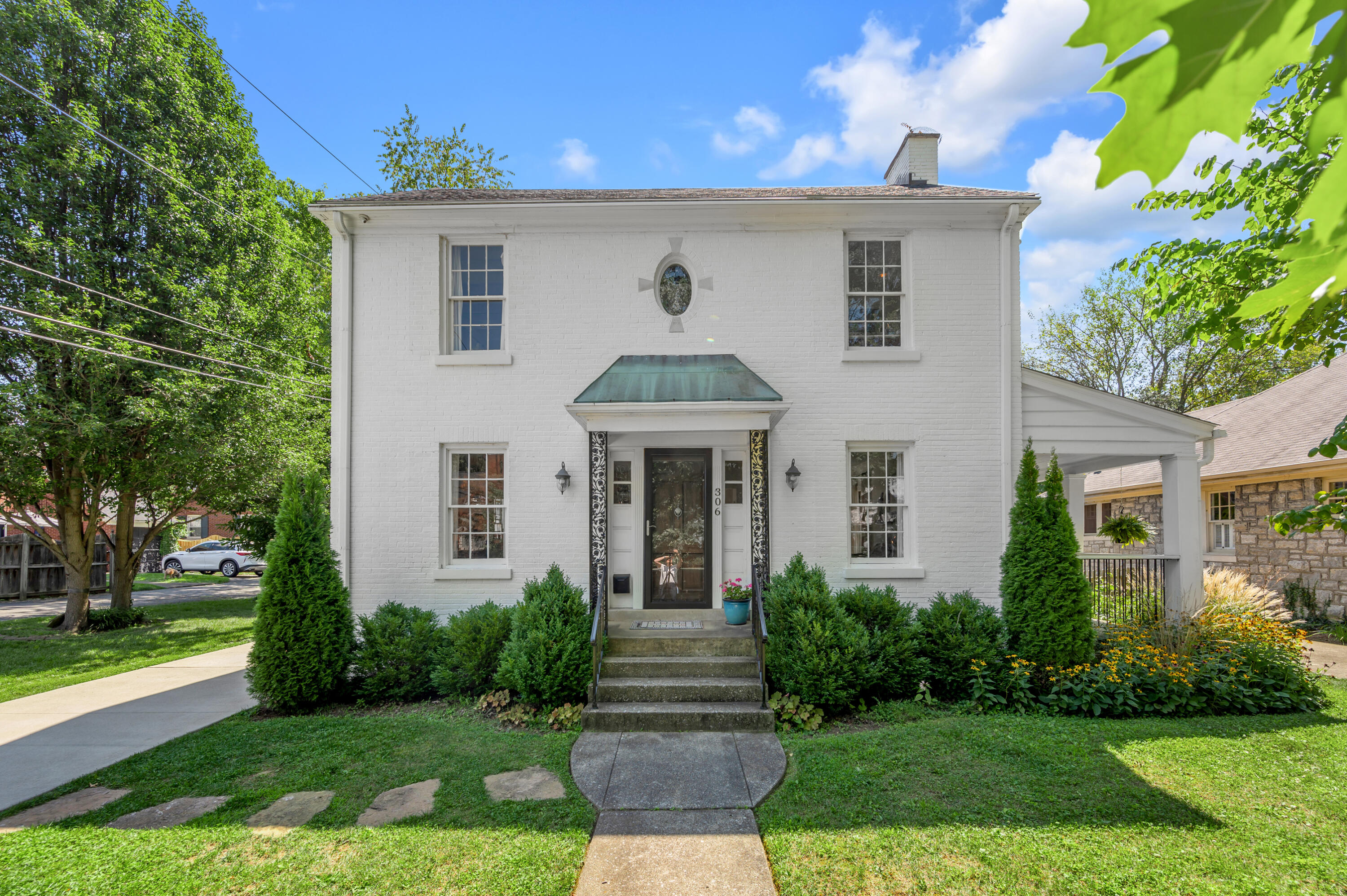 306 Dudley Road Lexington, KY 40502 - Photo 1 of 42 TDB_9916