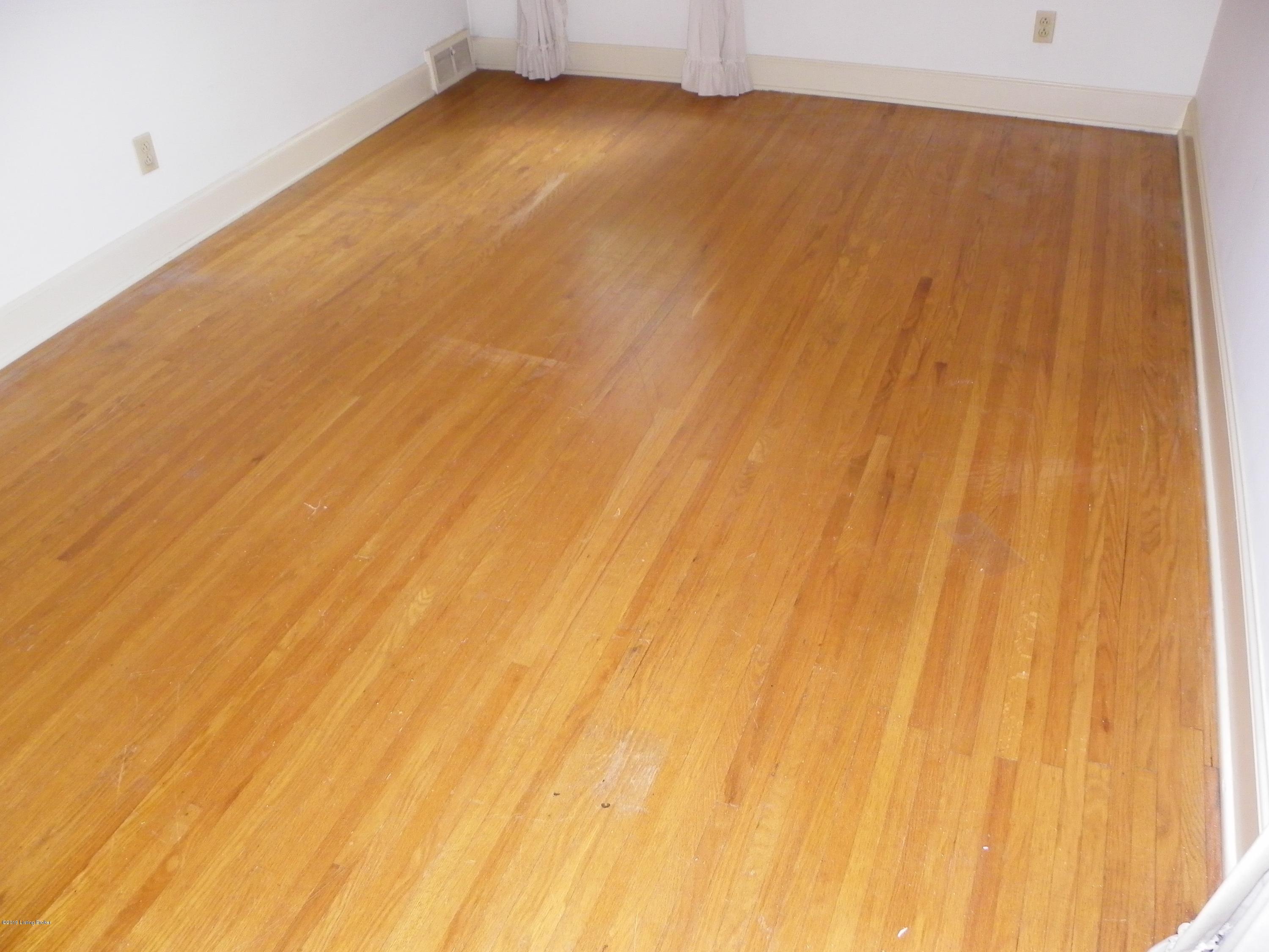 203 Sage Road Louisville, KY 40207 - Photo 10 of 34 pic10
