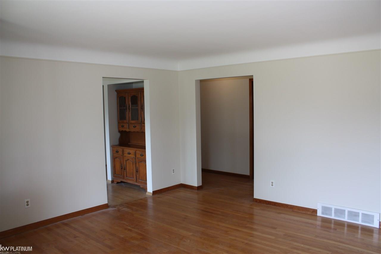 26367 Burg Road Warren, MI 48089 - Photo 6 of 29