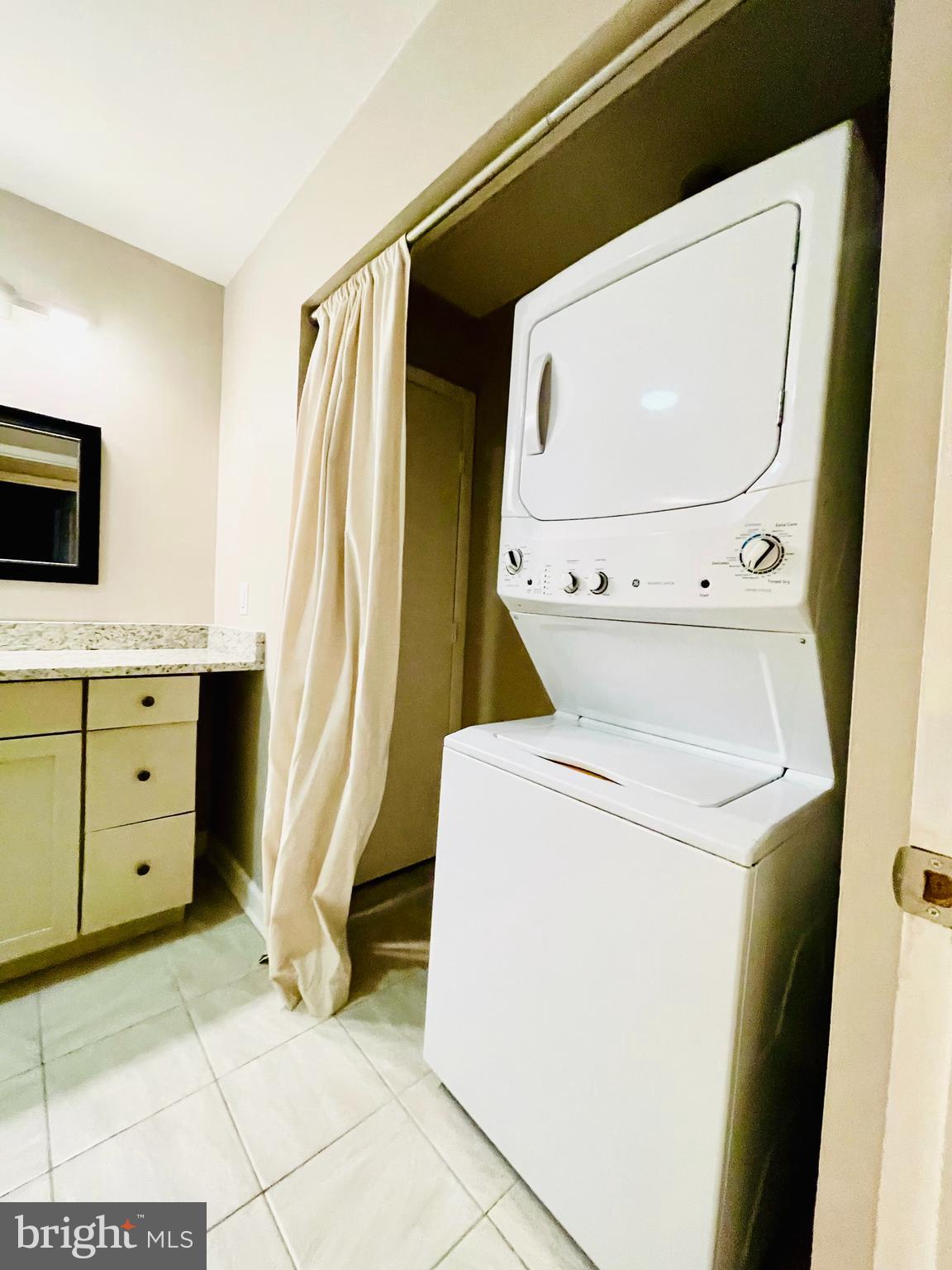 5818 Royal Ridge Drive, Unit E Springfield, VA 22152 - Photo 17 of 24