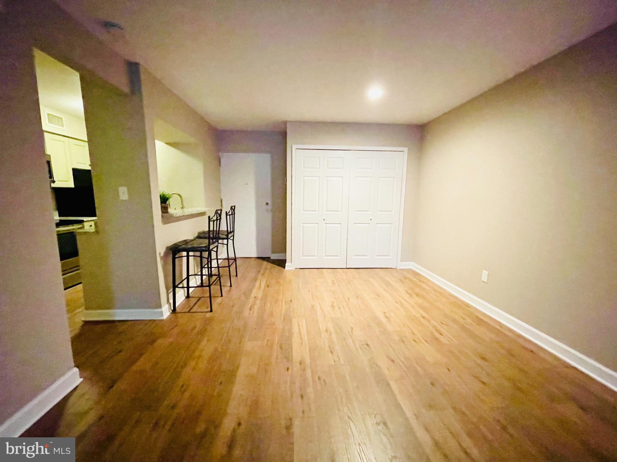 5818 Royal Ridge Drive, Unit E Springfield, VA 22152 - Photo 5 of 24