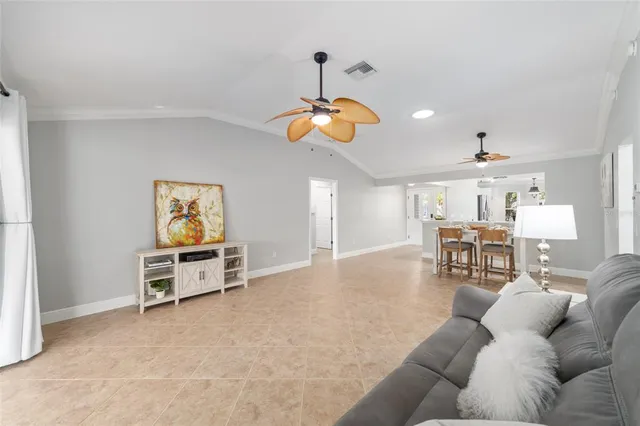 $549,900 | 967 Livingston Loop, The Villages, FL 32162