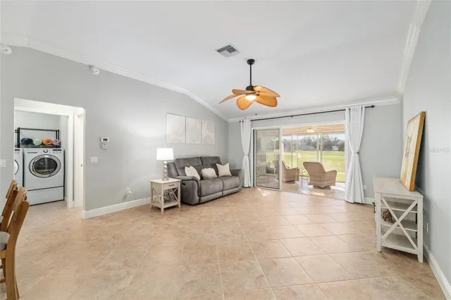 $549,900 | 967 Livingston Loop, The Villages, FL 32162