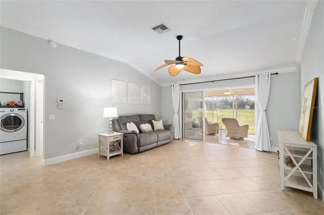 $549,900 | 967 Livingston Loop, The Villages, FL 32162