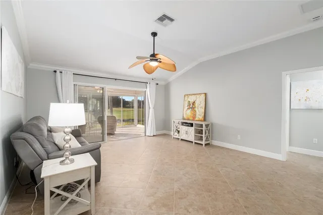 $549,900 | 967 Livingston Loop, The Villages, FL 32162