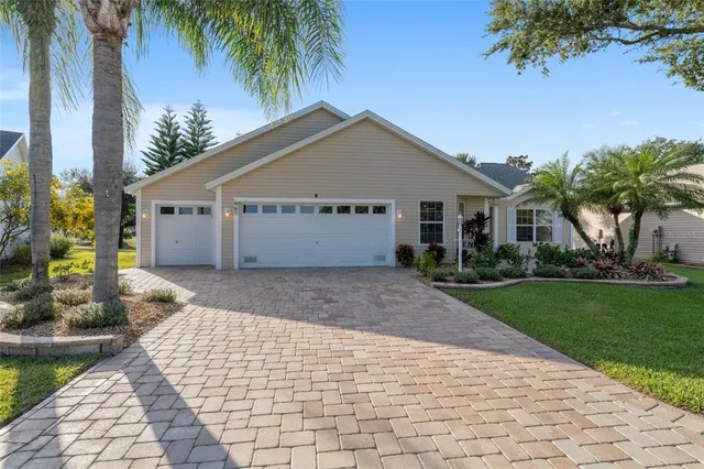 $549,900 | 967 Livingston Loop, The Villages, FL 32162