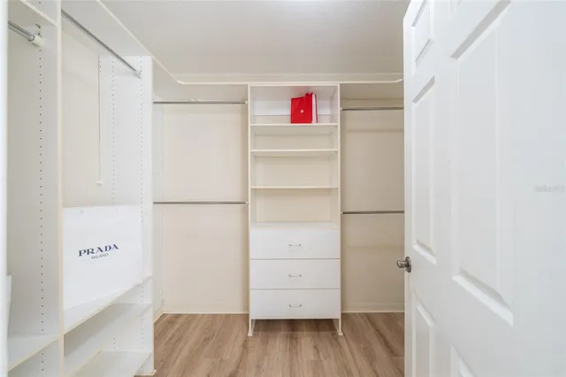 $549,900 | 967 Livingston Loop, The Villages, FL 32162