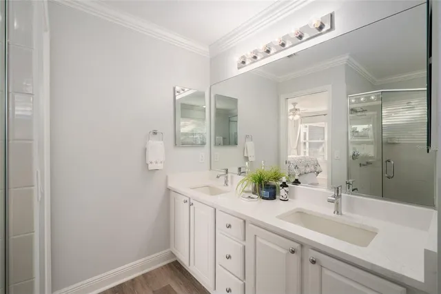 $549,900 | 967 Livingston Loop, The Villages, FL 32162