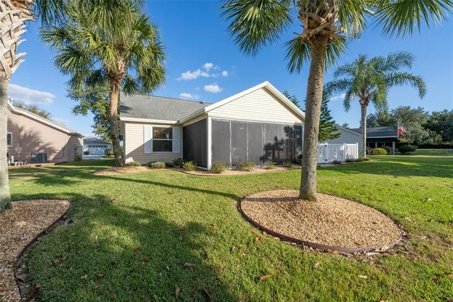 $549,900 | 967 Livingston Loop, The Villages, FL 32162