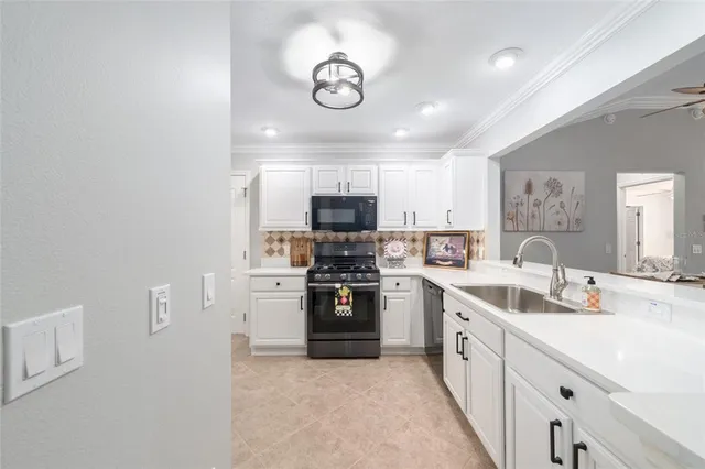 $549,900 | 967 Livingston Loop, The Villages, FL 32162